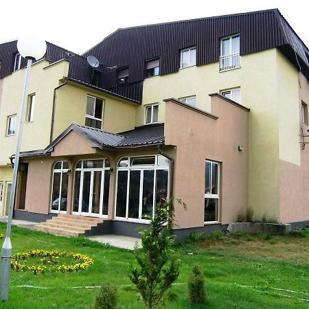 Hotel Dulovic モイコヴァツ エクステリア 写真