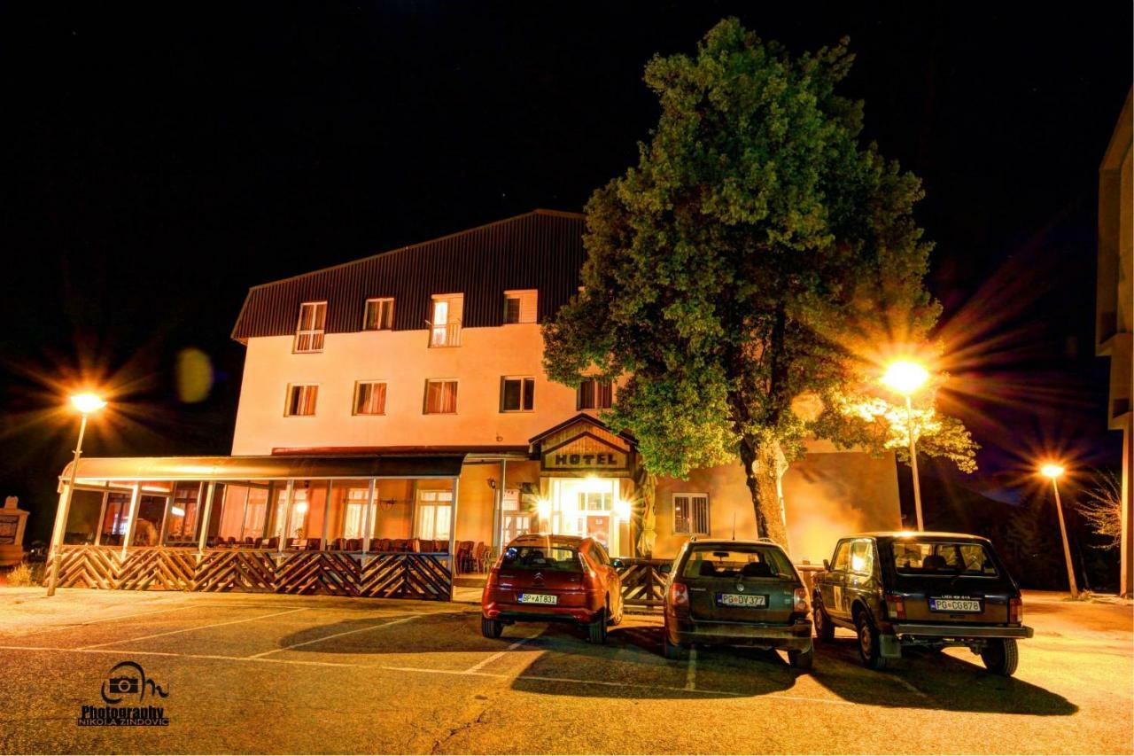 Hotel Dulovic モイコヴァツ エクステリア 写真